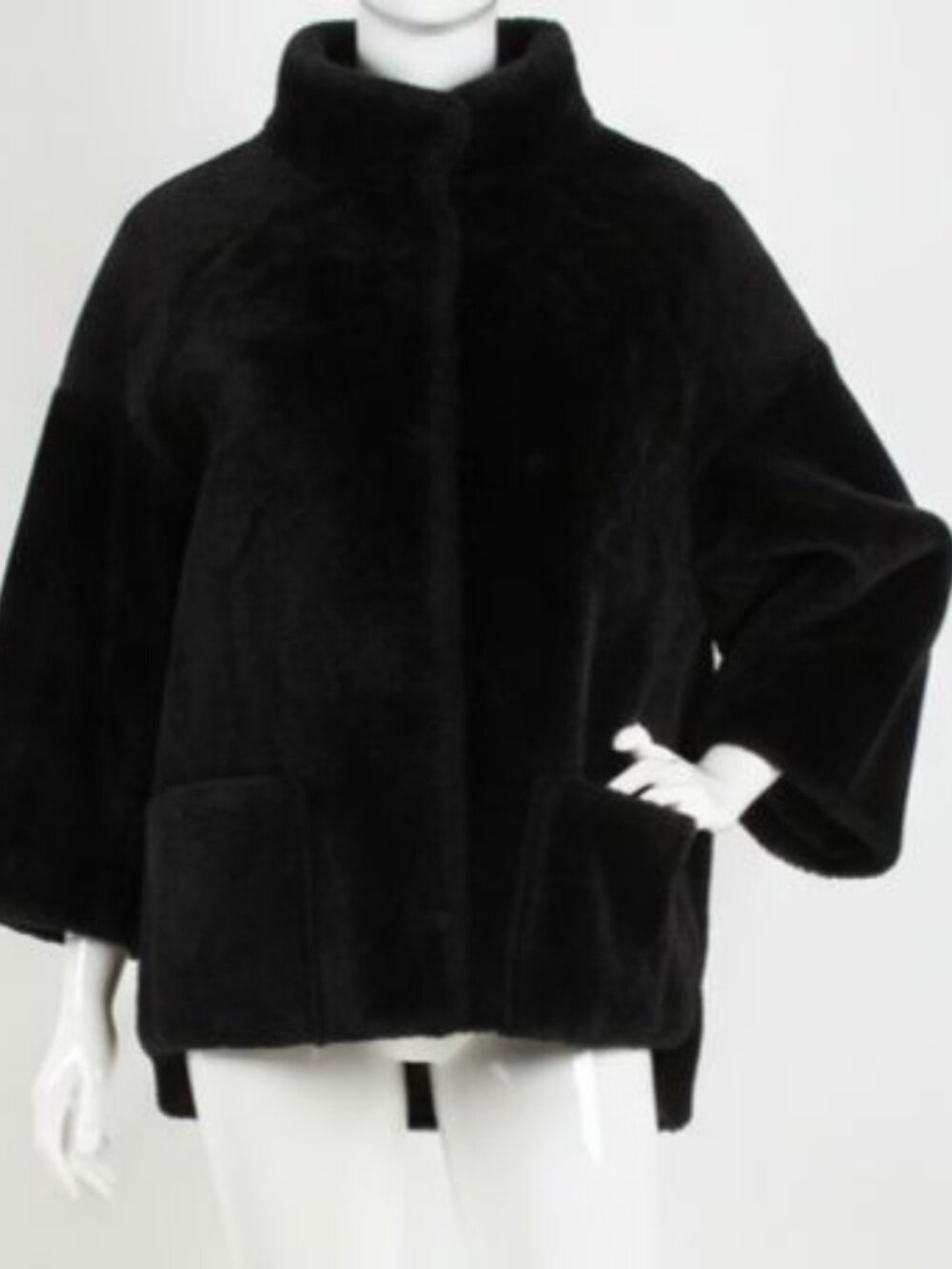 Wolfie Women's Black Montrose Shearling Caplet Size Small